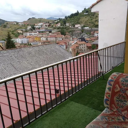 Holiday home Casa En La Montana Leonesa