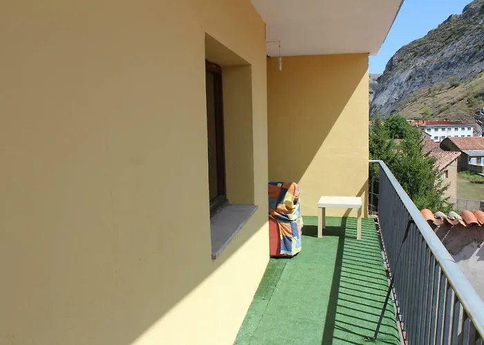 Casa En La Montana Leonesa Santa Lucia (Leon)